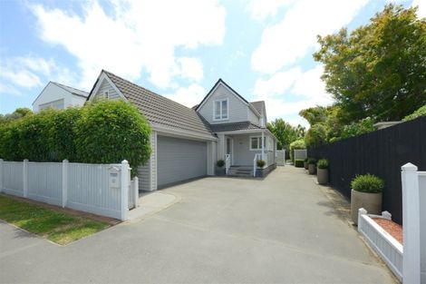 Photo of property in 62 Kotare Street, Fendalton, Christchurch, 8041
