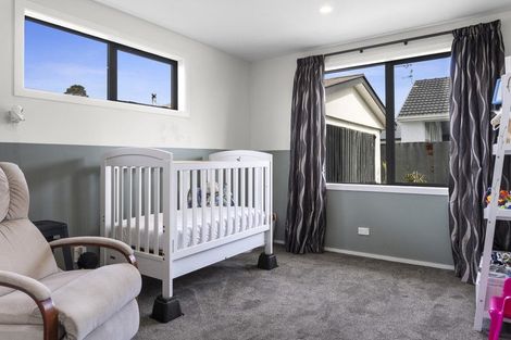 Photo of property in 7 Beeston Place, Redwood, Christchurch, 8051