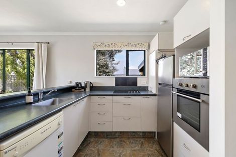 Photo of property in 8b Kuri Place, Wanaka, 9305