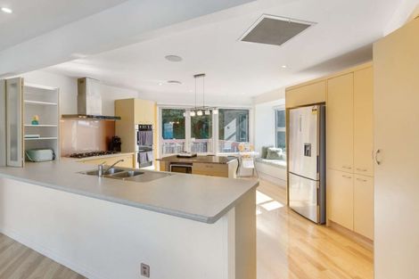 Photo of property in 177 Kawaha Point Road, Kawaha Point, Rotorua, 3010