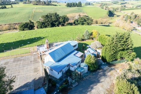 Photo of property in 22 Glenham School Road, Glenham, Wyndham, 9891