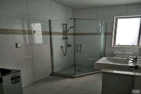 Photo of property in 17 Kira Road, Flat Bush, Auckland, 2016