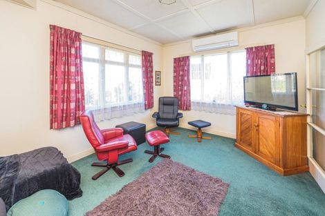 Photo of property in 689 Ruatangata Road, Whangaehu, Whanganui, 4581