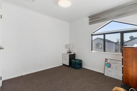 Photo of property in St Claire Village, 10/172 Mcleod Road, Te Atatu South, Auckland, 0610