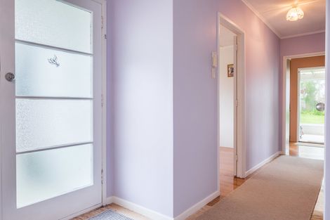 Photo of property in 58 Sunnyvale Road, Massey, Auckland, 0614