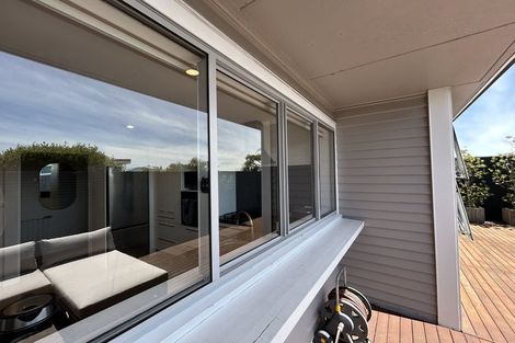 Photo of property in 29 Kiriwai Road, Paremata, Porirua, 5024