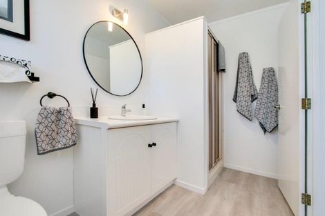 Photo of property in 2 Fern Grove, Taradale, Napier, 4112