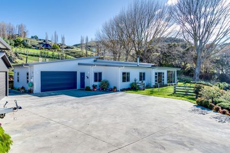 Photo of property in 96 Avery Road, Eskdale, Napier, 4182