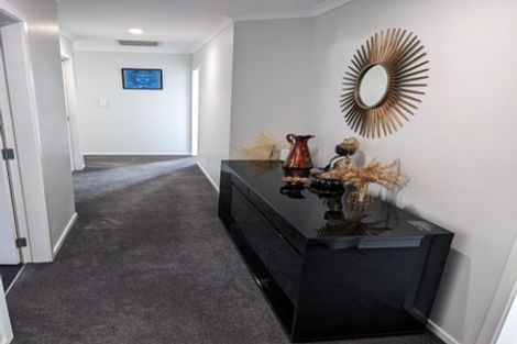 Photo of property in 26 Castletown Street, Wallaceville, Upper Hutt, 5018