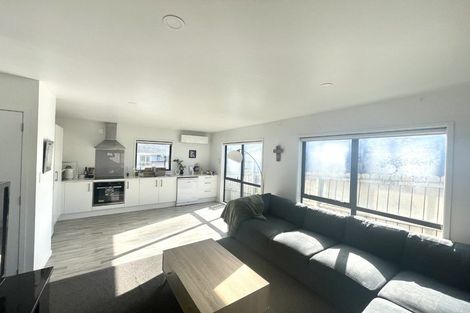 Photo of property in 32 Fairlight Place, Manurewa, Auckland, 2102