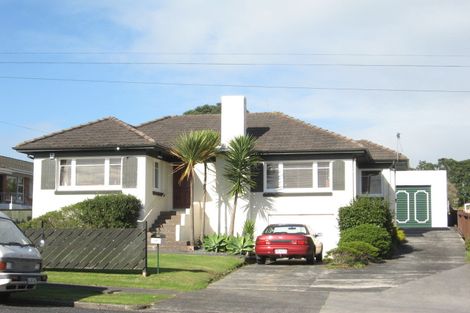 Photo of property in 1/21 Grande Vue Road, Hillpark, Auckland, 2102