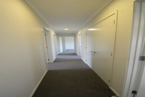 Photo of property in 60 Shillingford Boulevard, Rolleston, 7615