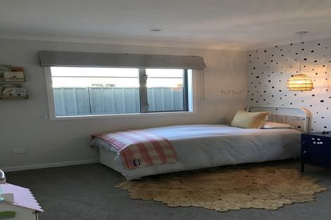 Photo of property in 25 Rakaia Way, Poraiti, Napier, 4112