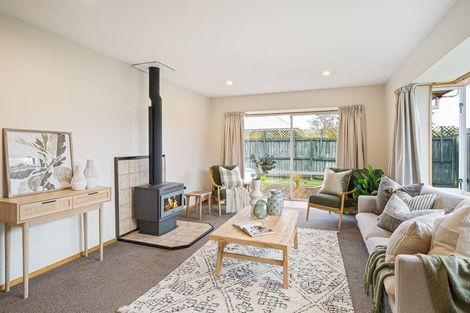Photo of property in 189a Queenspark Drive, Parklands, Christchurch, 8083