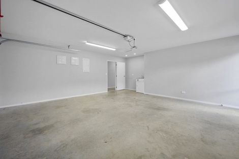 Photo of property in 9 Josh Road, Huapai, Kumeu, 0810