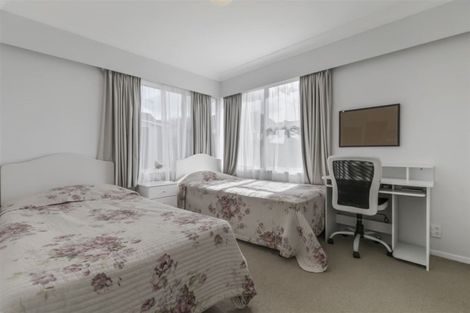 Photo of property in 2/1 Hemsway Place, Sunnyhills, Auckland, 2010