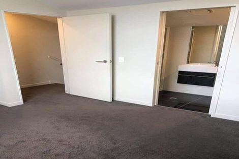 Photo of property in 11/2 Stone Street, Miramar, Wellington, 6022