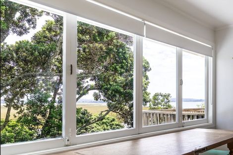 Photo of property in 40 Gill Avenue, Te Atatu Peninsula, Auckland, 0610