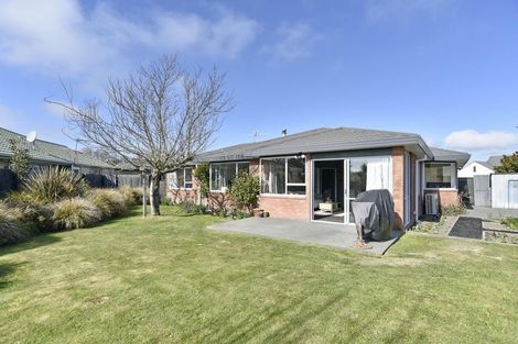 Photo of property in 28 Shenley Drive, Belfast, Christchurch, 8051