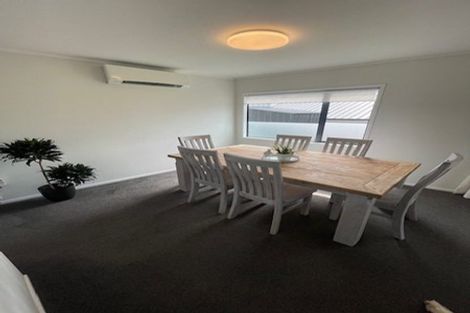 Photo of property in 12 Fresil Lane, Massey, Auckland, 0614