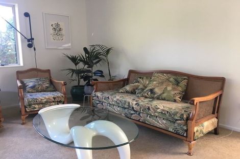 Photo of property in 237a Point Chevalier Road, Point Chevalier, Auckland, 1022