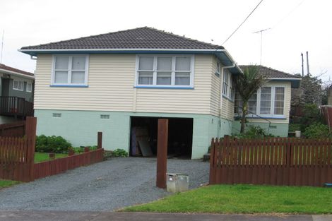 Photo of property in 34 Puriri Street, Helensville, 0800