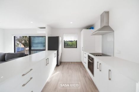 Photo of property in 90 Chelburn Crescent, Mangere East, Auckland, 2024