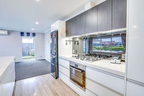 Photo of property in 5 Handley Crescent, Wigram, Christchurch, 8042