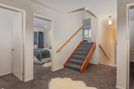 Photo of property in 83 Kakariki Grove, Waikanae, 5036