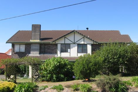 Photo of property in 1/127 Churchill Road, Rothesay Bay, Auckland, 0630