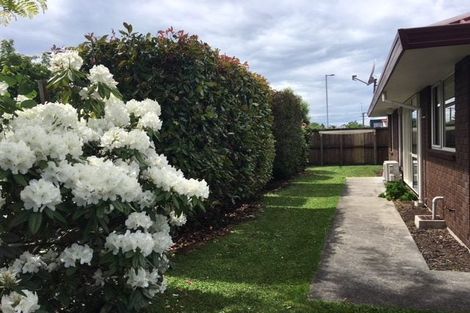 Photo of property in 2/395 Ilam Road, Bryndwr, Christchurch, 8053