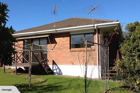 Photo of property in 2/25 Patons Road, Howick, Auckland, 2014