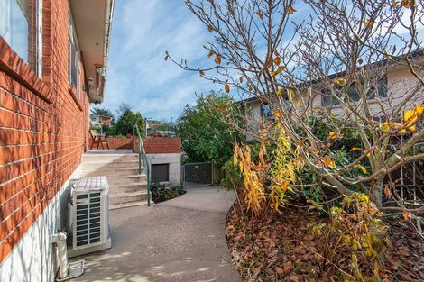 Photo of property in 8 Elwyn Crescent, Green Island, Dunedin, 9018