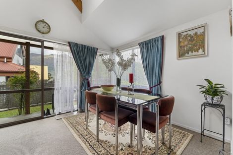 Photo of property in 25c Williams Street, Sunshine Bay, Queenstown, 9300