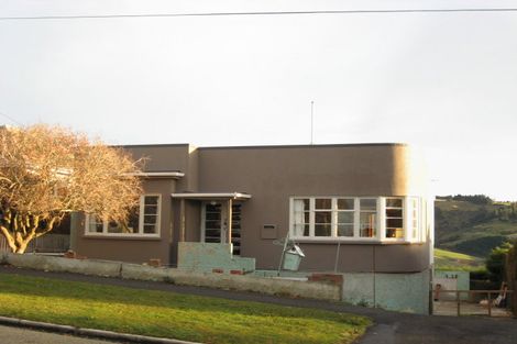 Photo of property in 74 Mornington Road, Kenmure, Dunedin, 9011