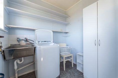 Photo of property in 2 Balmoral Street, Waimate, 7924