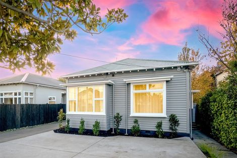 Photo of property in 51 Gresford Street, Edgeware, Christchurch, 8013