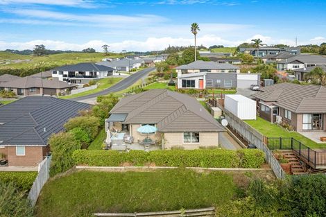 Photo of property in 18 Oliver Street, Warkworth, 0910