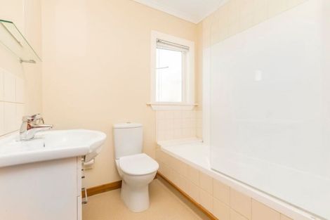 Photo of property in 32 Cooper Street, Karori, Wellington, 6012