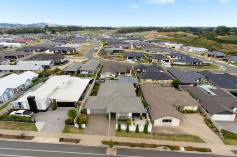 Photo of property in 324 Lakes Boulevard, Pyes Pa, Tauranga, 3112