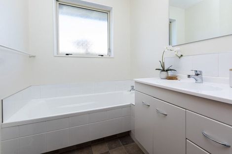 Photo of property in 19b Juniper Place, Burnside, Christchurch, 8053