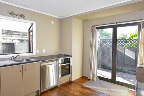 Photo of property in 805a Hastings Street North, Hastings, 4122