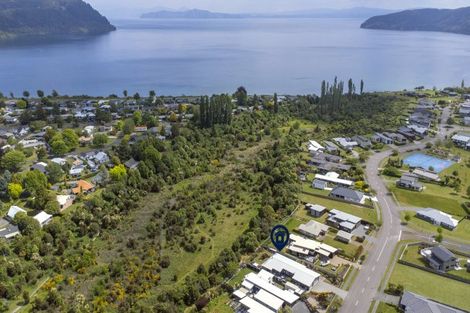 Photo of property in 127 Lisland Drive, Kinloch, Taupo, 3377
