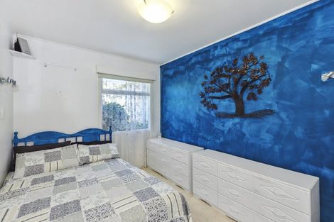 Photo of property in 35 Gray Avenue, Paraparaumu Beach, Paraparaumu, 5032