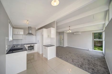 Photo of property in 4 Walden Place, Mangere East, Auckland, 2024