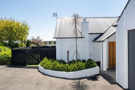 Photo of property in 27 Greenwood Road, Havelock North, 4130