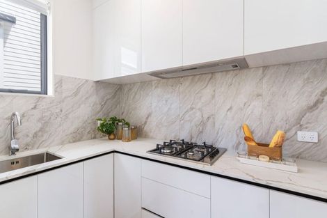 Photo of property in 28 Baumea Rise, Massey, Auckland, 0614