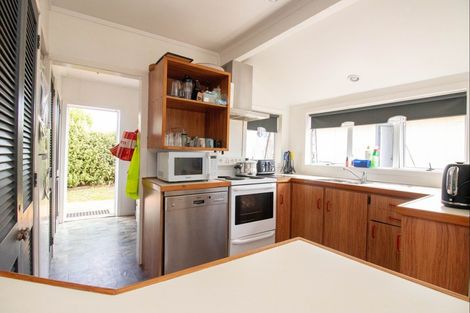 Photo of property in 24 Willoughby Street, Paeroa, 3600