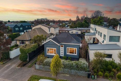 Photo of property in 31 Frederick Street, Waltham, Christchurch, 8011