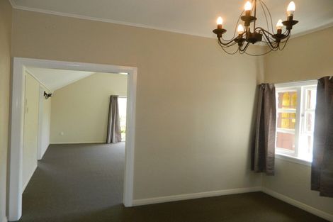 Photo of property in 5 Huia Street, Tawa, Wellington, 5028